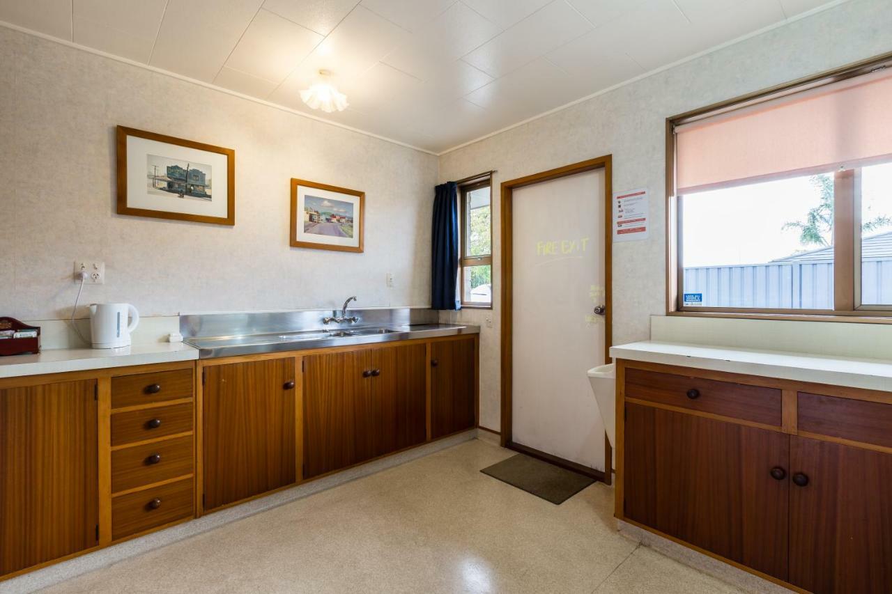 Cherry Grove Motel Havelock North Extérieur photo